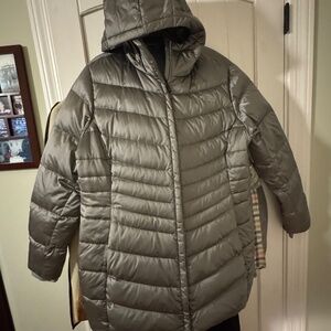 The North Face Mid-Thigh Length Puffer Coat, Size 2XL, Grey/Silver